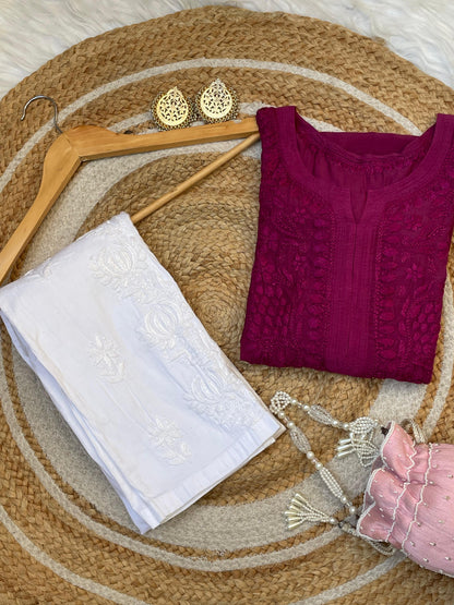 Muslin 3D Work Chikankari Kurti with Slit Sleeves